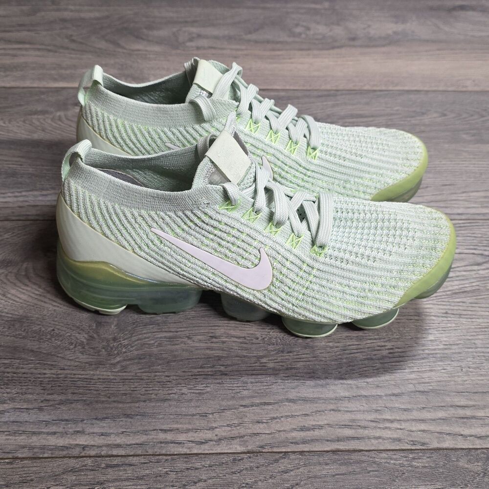 Nike Air Vapormax Flyknit 3 Luminous Green Barely Volt AJ6910-300 Womens 8.5